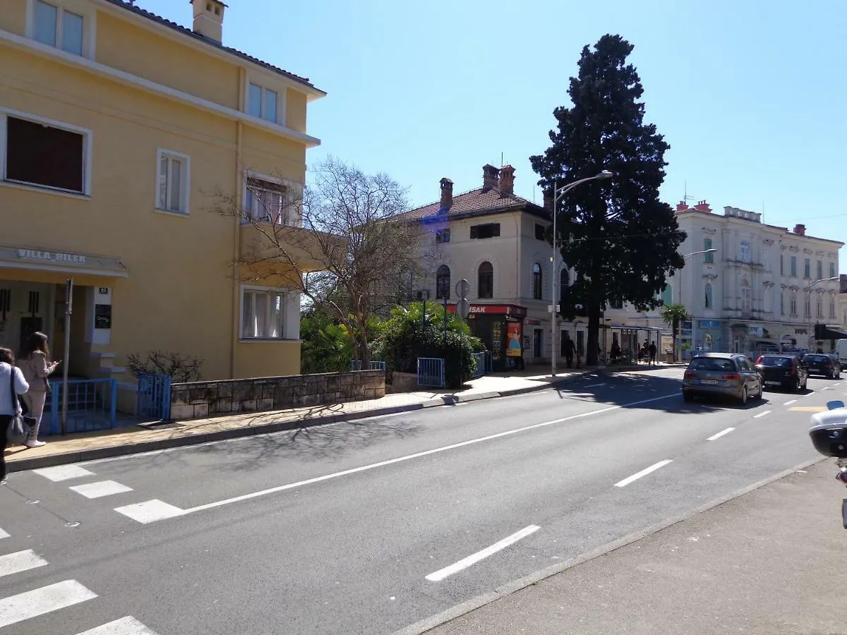 Central apartment with beautiful sea view Opatija 0*,