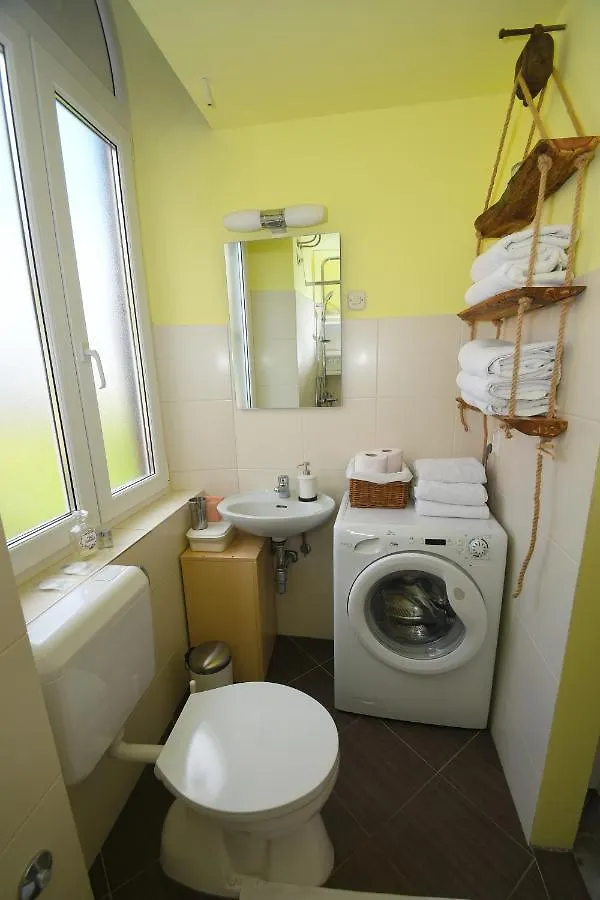Central apartment with beautiful sea view Opatija 0*,  Croatie
